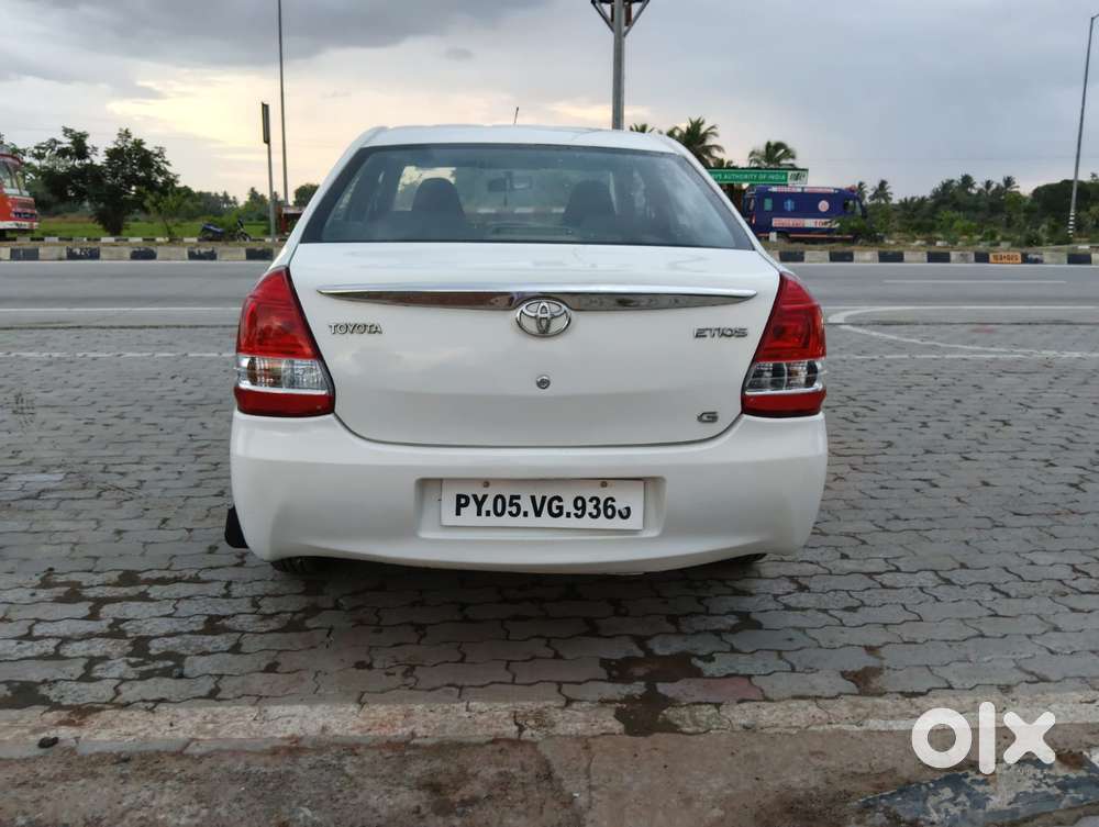 Toyota Etios, 2012, Petrol
