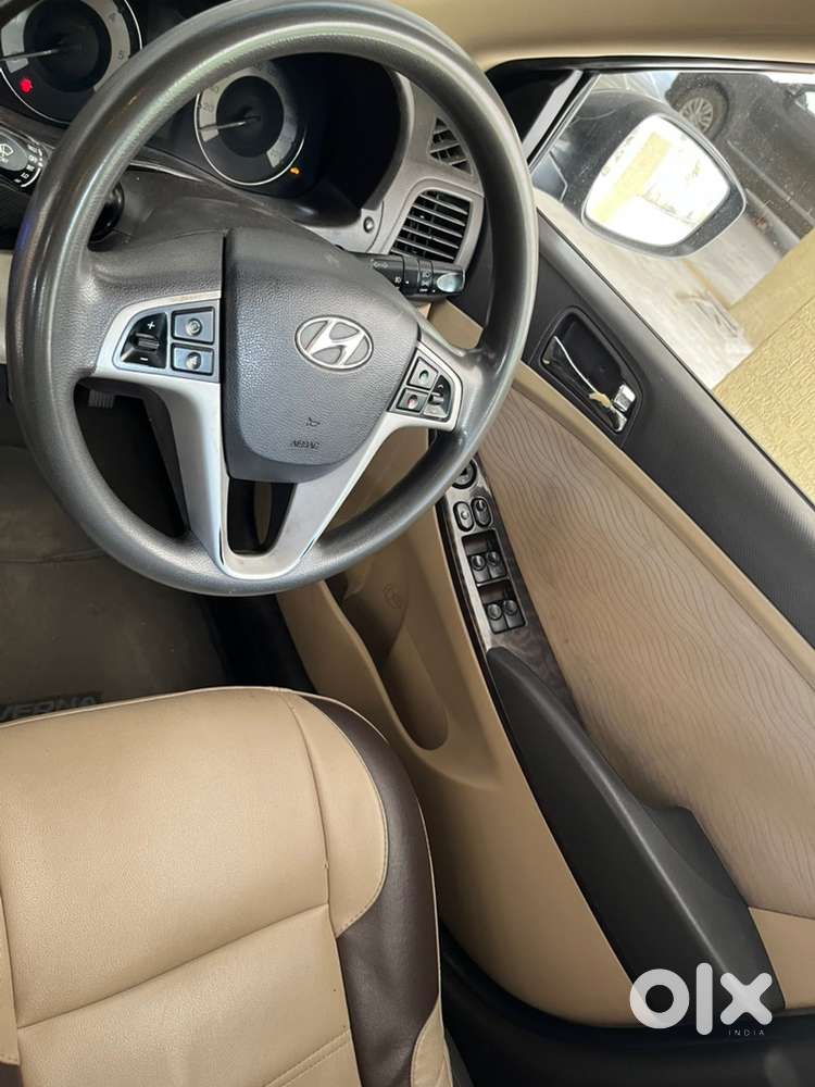 Hyundai Verna Fluidic 2012