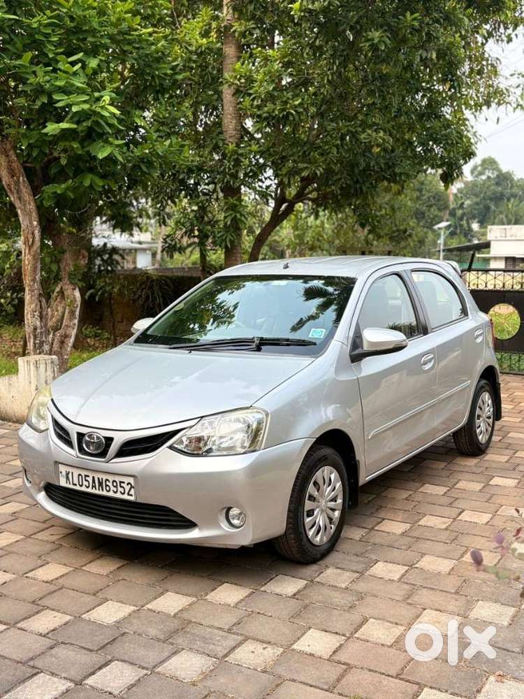 Toyota Etios Liva 2014-2016 V, 2016, Petrol