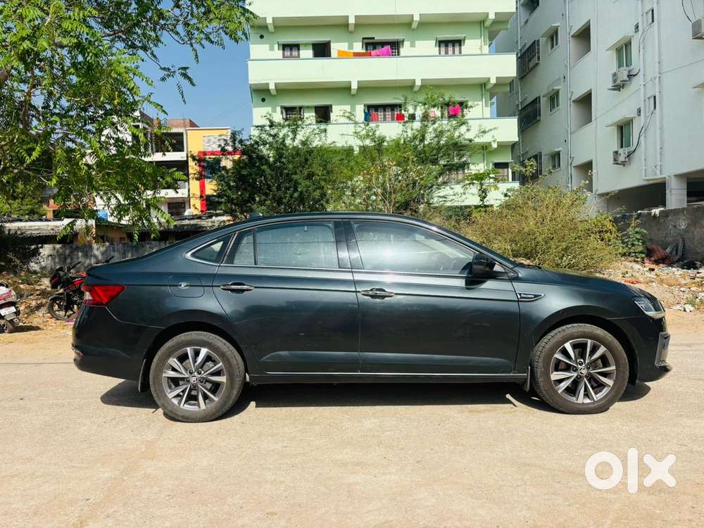 Skoda Slavia Style 1.0l Tsi At, 2022, Petrol