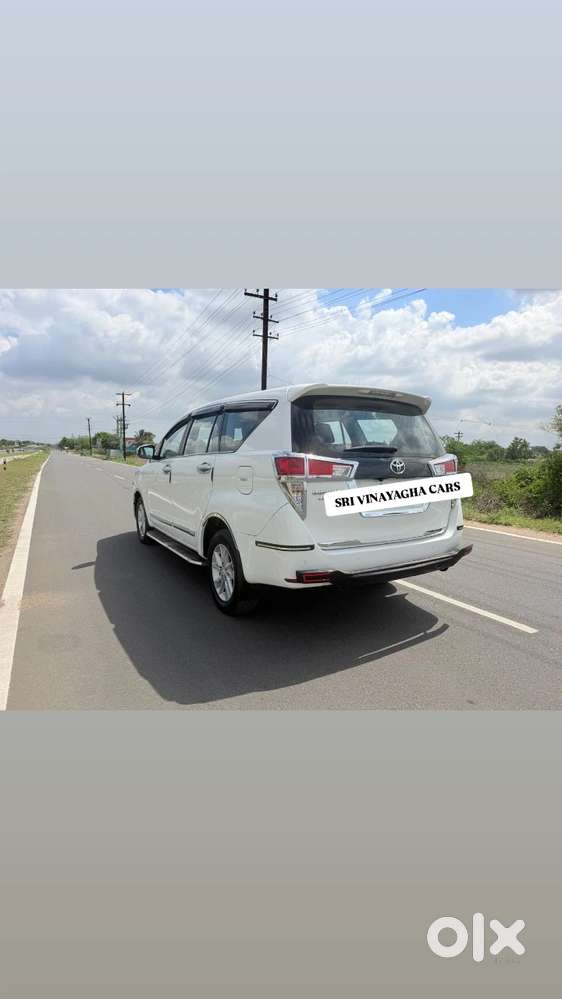 Toyota Innova Crysta 2.7 Gx Mt 8s, 2023, Diesel