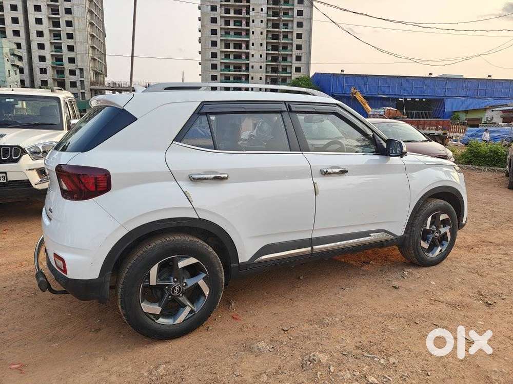 Hyundai Venue S (o) 1.0 Turbo Mt, 2020, Petrol