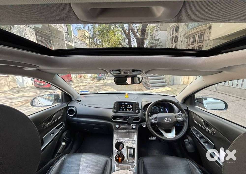 Hyundai Kona Electric Premium Dual Tone, 2023, Electric