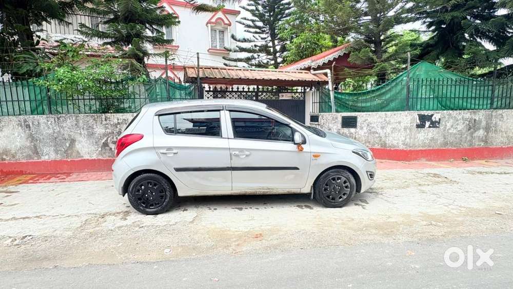Hyundai I20 2012 Petrol 60000 Km Driven