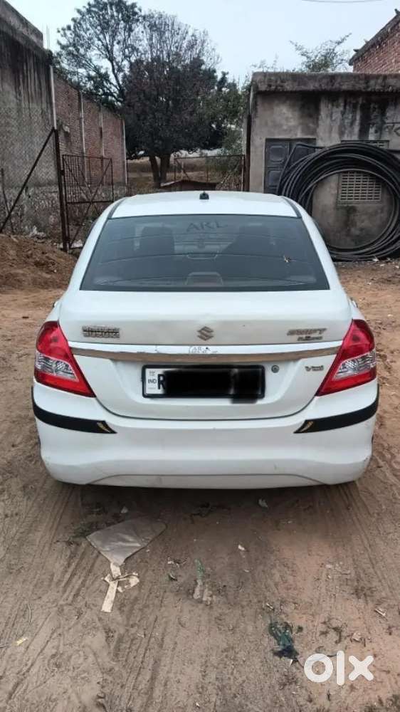 Maruti Suzuki Dzire 2017 Petrol 93000 Km Driven