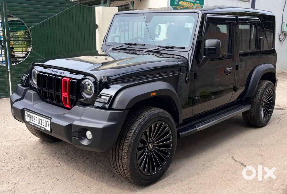 Mahindra Thar Roxx, 2025, Petrol