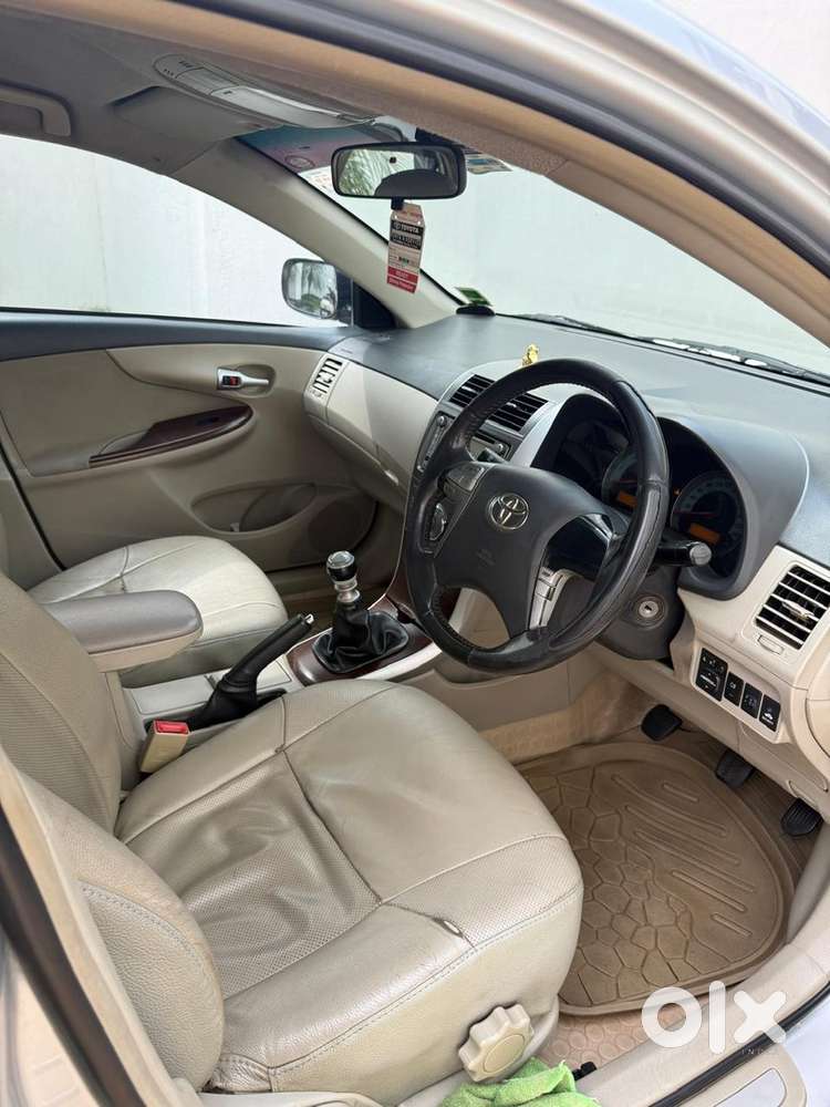 Toyota Corolla Altis 2014