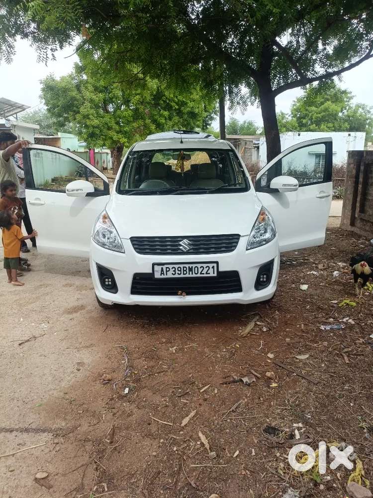 Maruti Suzuki Grand Vitara 7 Seater 2015 Diesel 201000 Km Driven