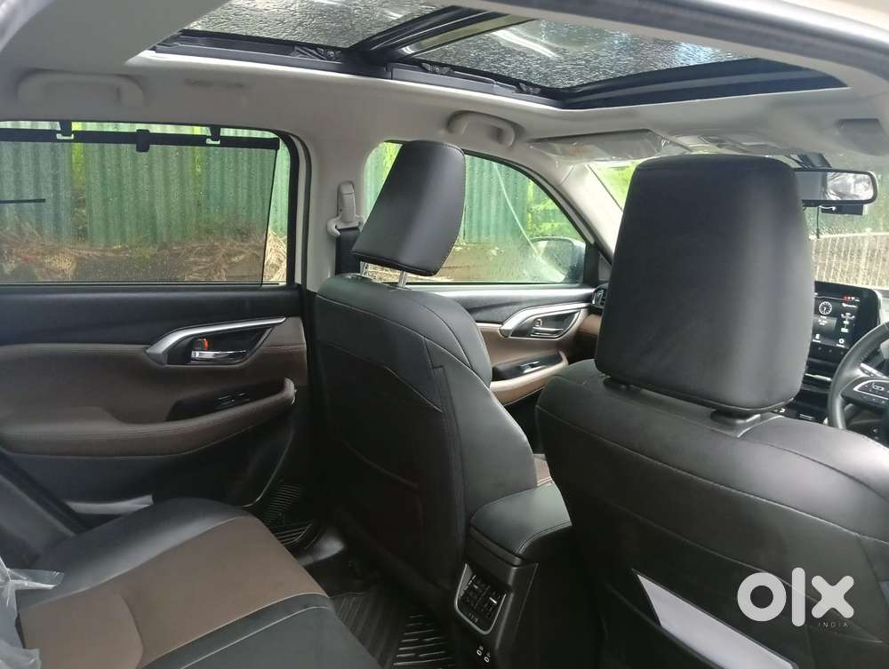 Toyota Urban Cruiser Hyryder 1.5 V Hybrid, 2025, Electric