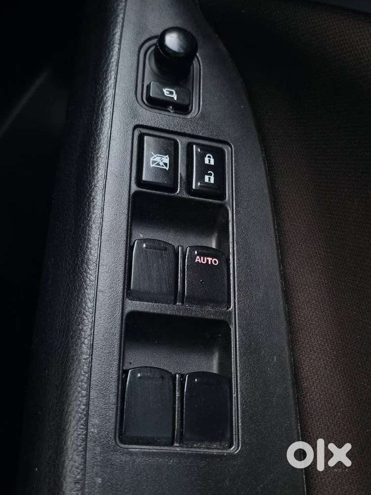 Maruti Suzuki Brezza 1.5 Zxi Plus Smart Hybrid Dual Tone, 2022, Petr..