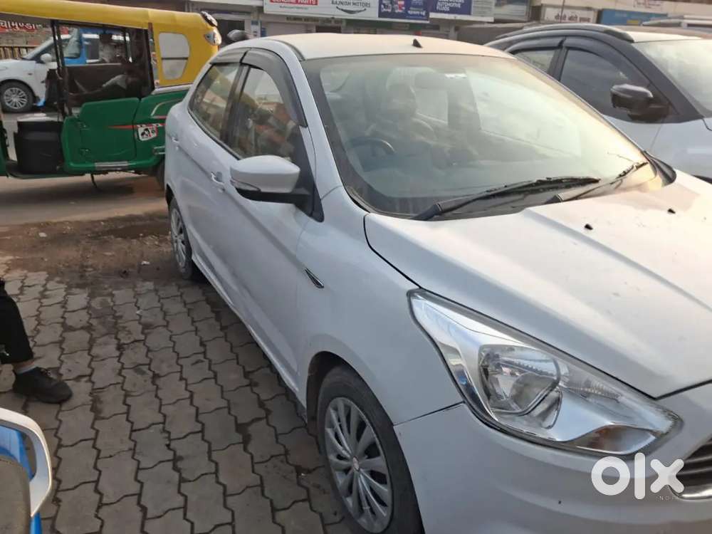 Ford Aspire Titanium Blu 2016