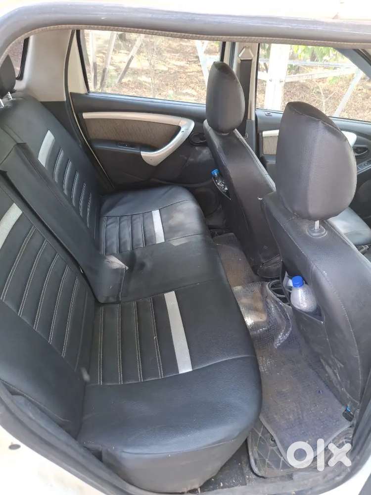 Renault Duster 2014 Modal