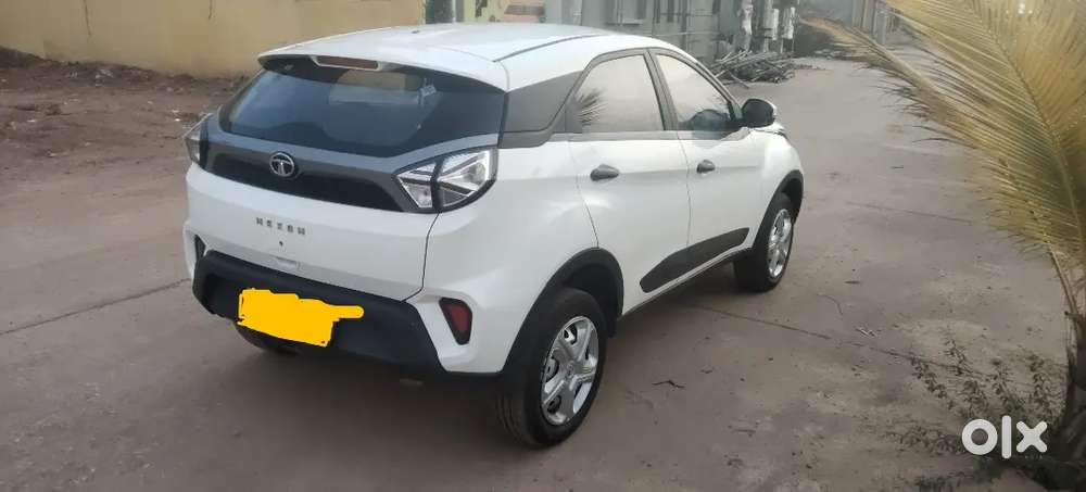 Tata Nexon Revotron 2020 Petrol Manual
