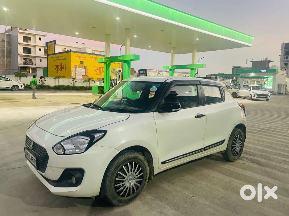 Maruti Suzuki Swift Vxi + Manual, 2020, Petrol