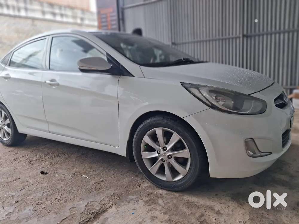 Hyundai Verna Diesel Manual 2012 Car