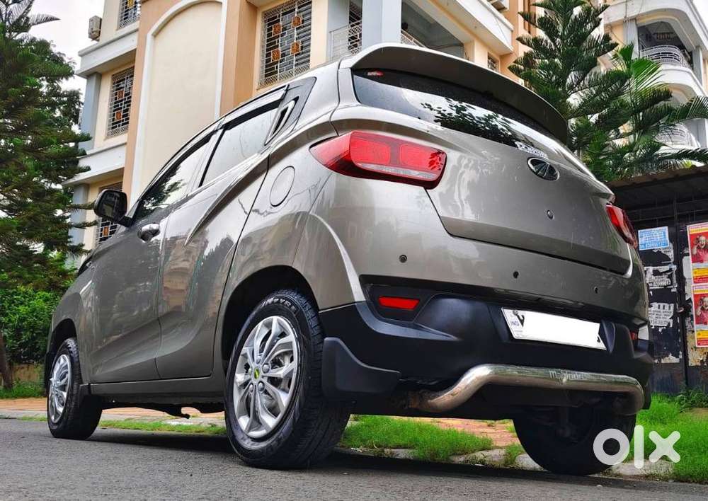 Mahindra Kuv 100 Mahindra-kuv-100-g80-k2-plus, 2017, Petrol