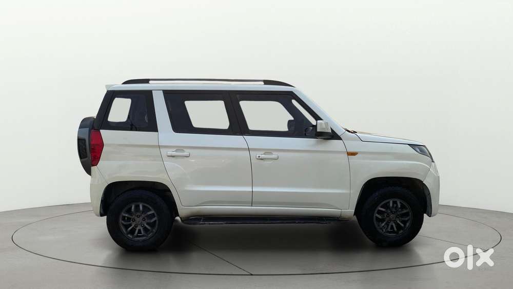Mahindra Tuv 300 T10, 2018, Diesel