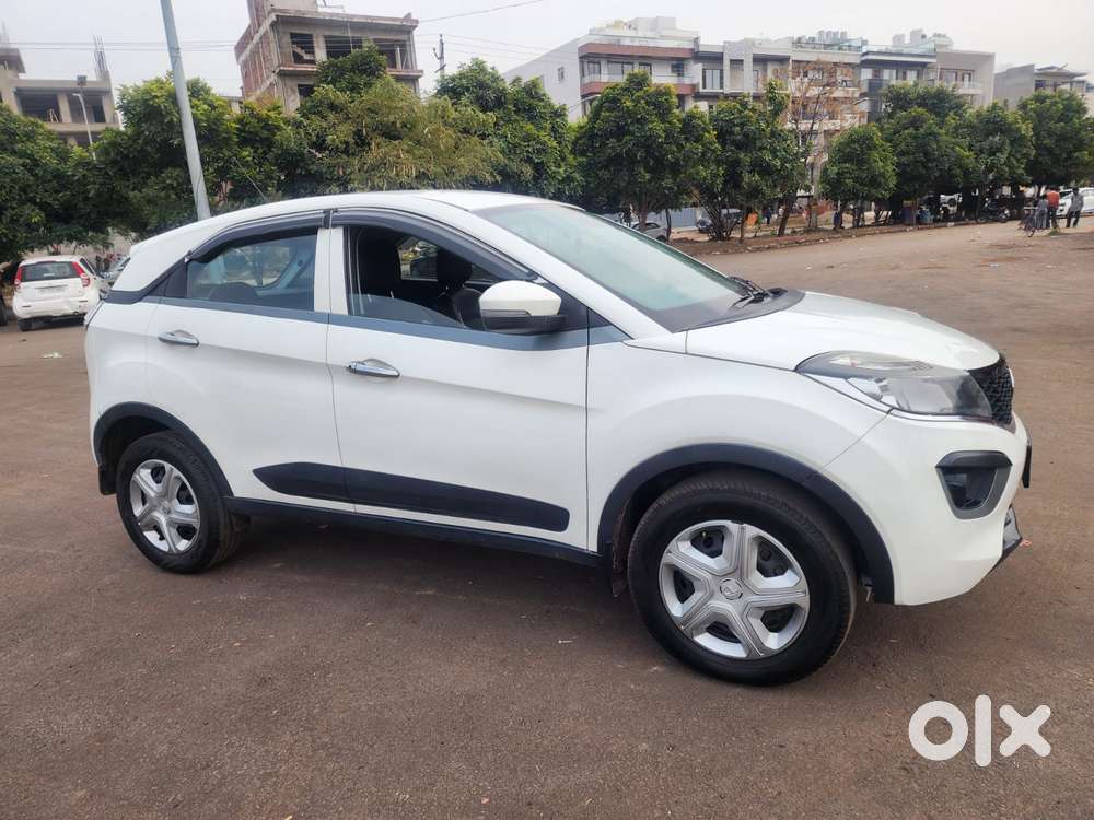 Tata Nexon Amt 1.5 Revotorq Xma, 2019, Petrol