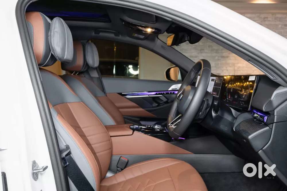 Bmw 5 Series, 2026, Petrol