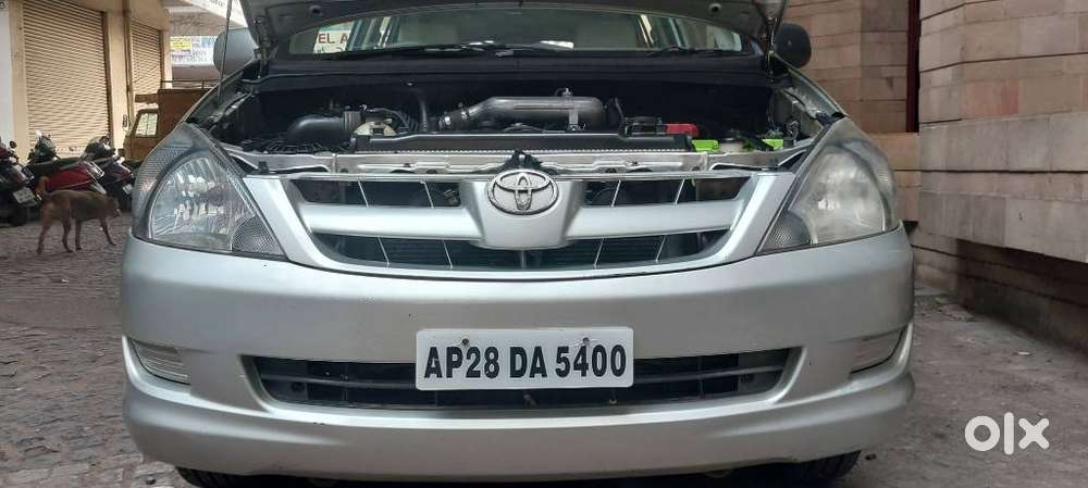 Toyota Innova 2004-2011 2.5 G4 Diesel 8-seater, 2008, Diesel