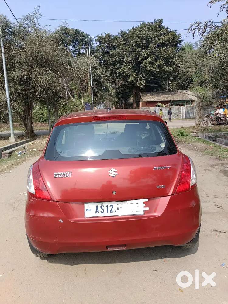 Maruti Suzuki Swift Hatchback Blazing Red Single Hand Used Year 2012