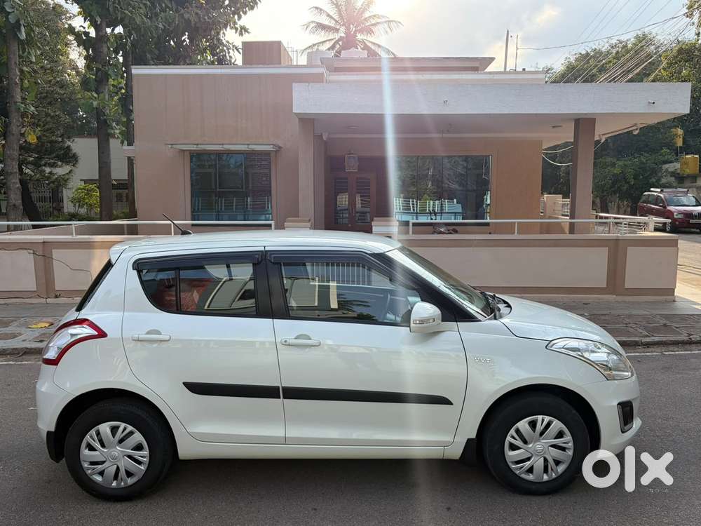 Maruti Suzuki Swift 1.2 VXI (O), 2017, Petrol