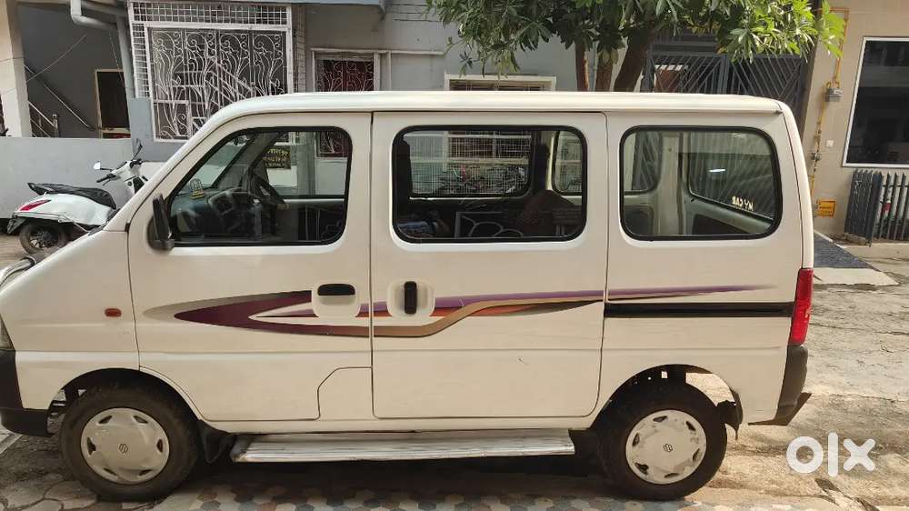 Maruti Suzuki Eeco 2011