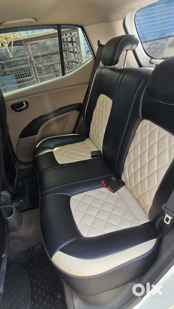 Hyundai I10 Asta Auto Sunroof 2012 Petrol Well Maintained