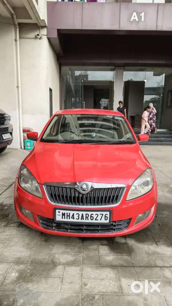 Skoda Rapid Elegance Diesel Dsg Automatic  2014  81,152 Km  ₹2.80 L