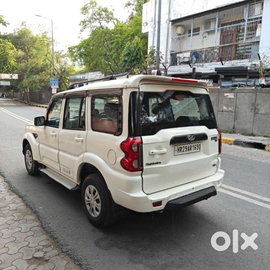 Mahindra Scorpio S3, 2018, Diesel