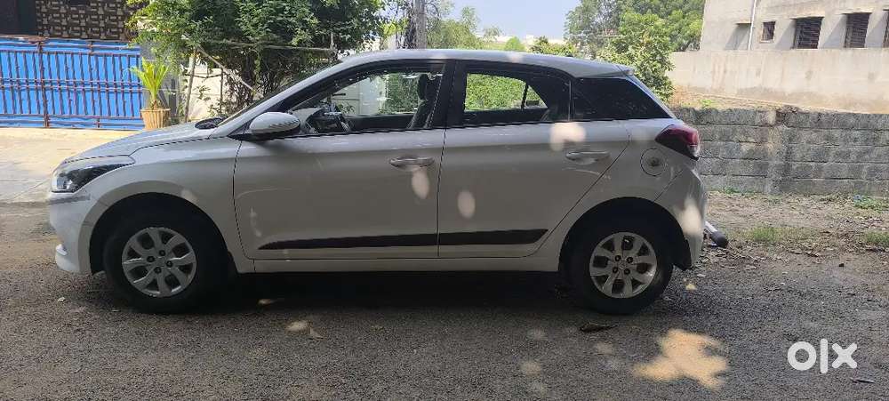 Hyundai I20 2017 Petrol 63000 Km Driven