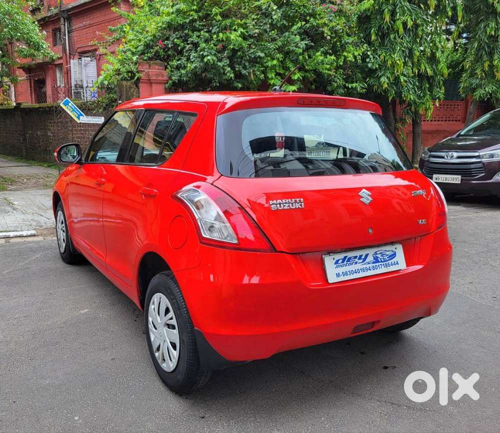 Maruti Suzuki Swift Vxi + Manual, 2017, Petrol