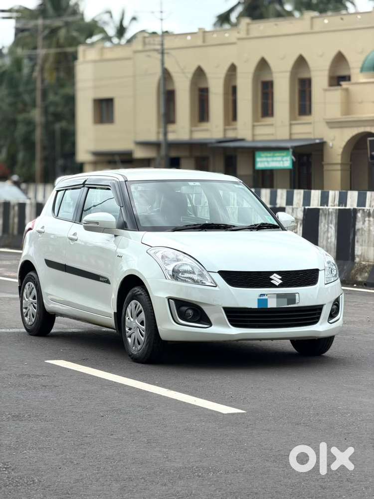 Maruti Suzuki Swift Vxi With Abs, 2016, Petrol