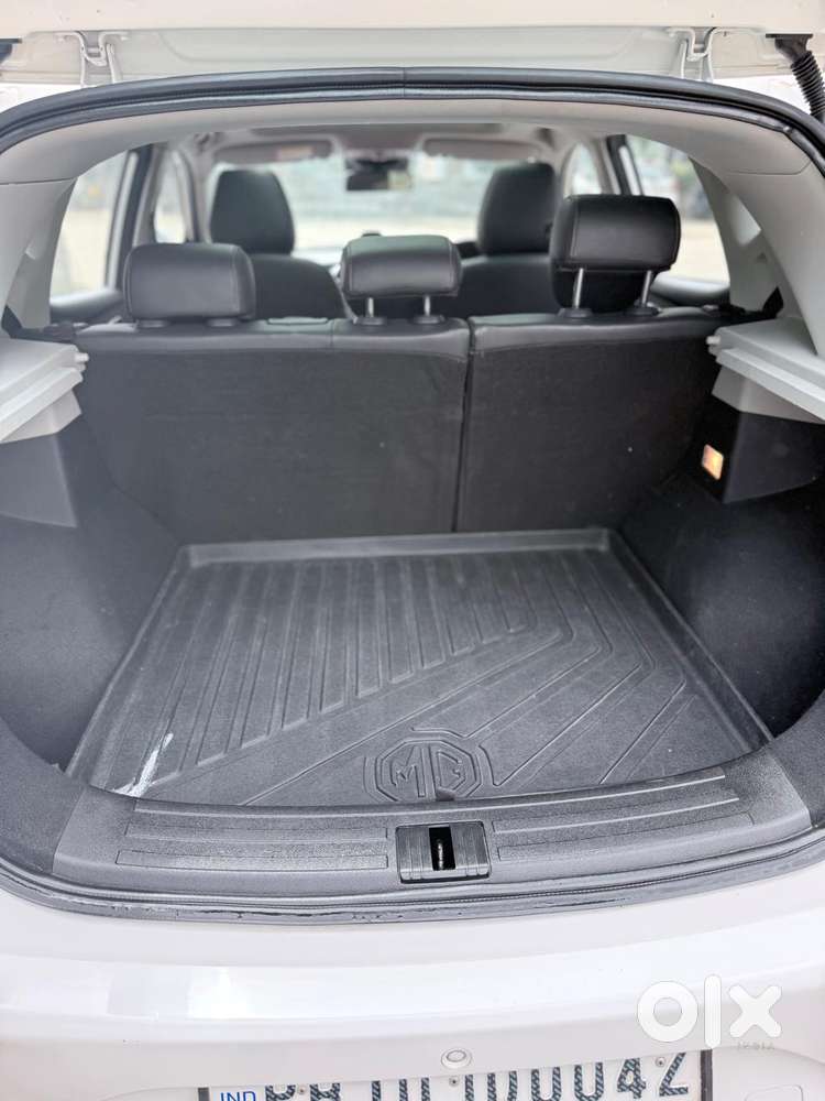 Mg Astor 1.5 Savvy Cvt S Red, 2022, Petrol