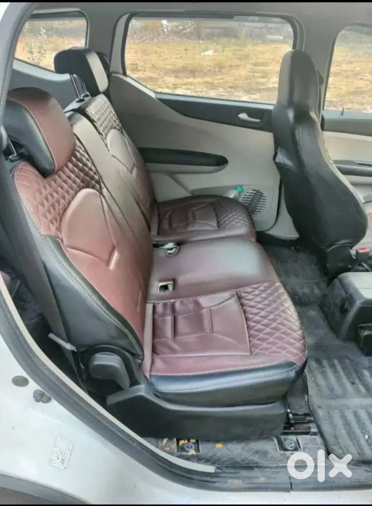 Renault Triber 2022 Petrol Rxz Amt Dual Tone