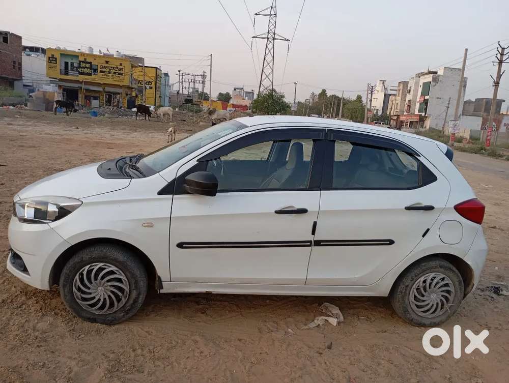 2016 Tata Tiago Xm Petrol  1st Owner  50k Km  Excellent Condition