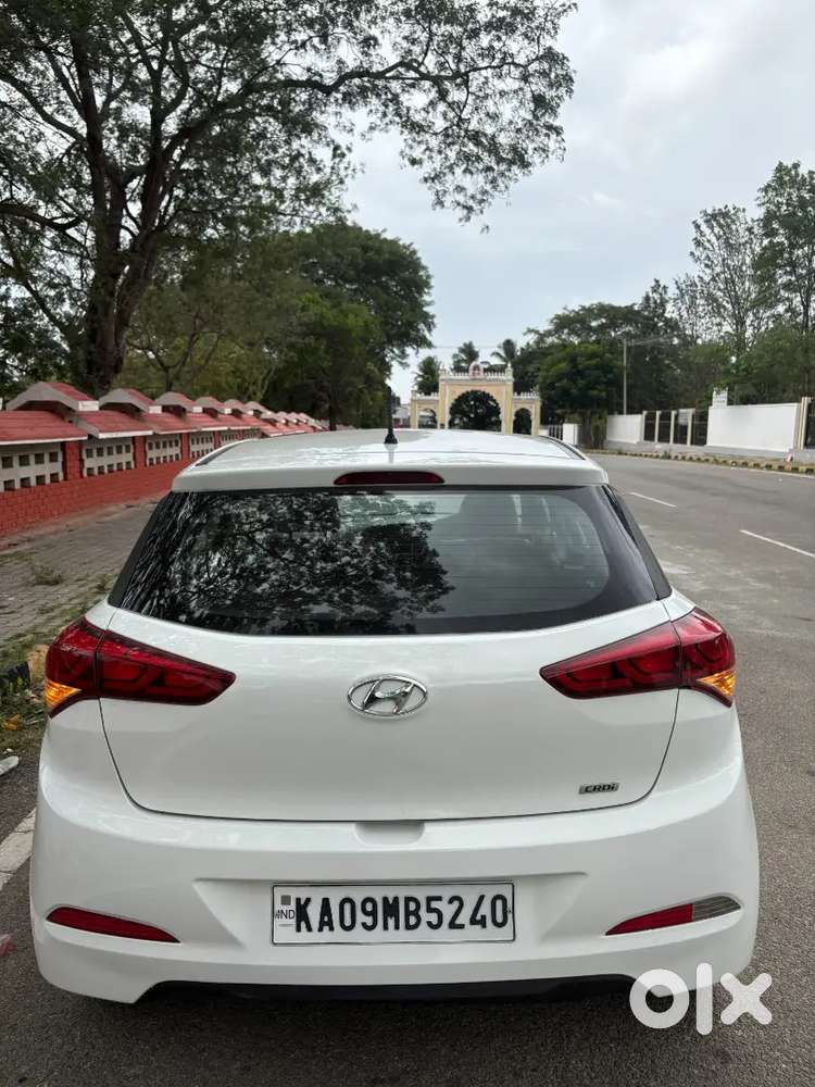Hyundai I20 2015 Diesel Well Maintained Condition Very Low Price Low