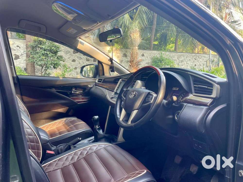 Toyota Innova Crysta