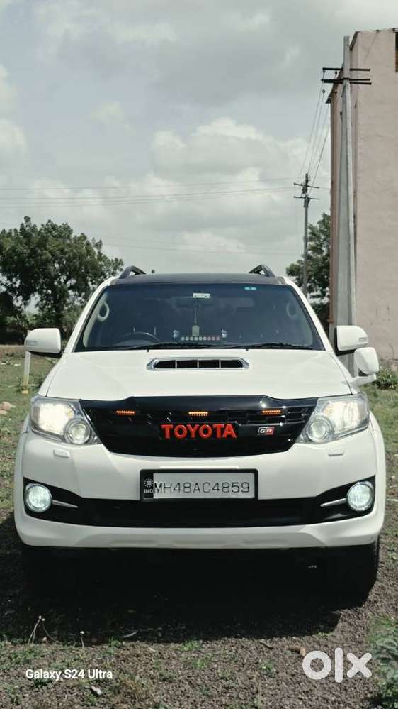 Toyota Fortuner 3.0 4x2 Automatic, 2015, Diesel