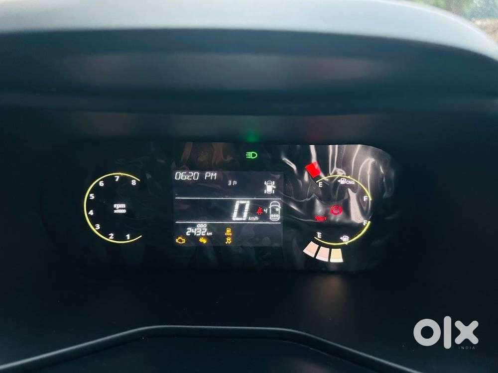 Tata Nexon, 2025, Cng & Hybrids
