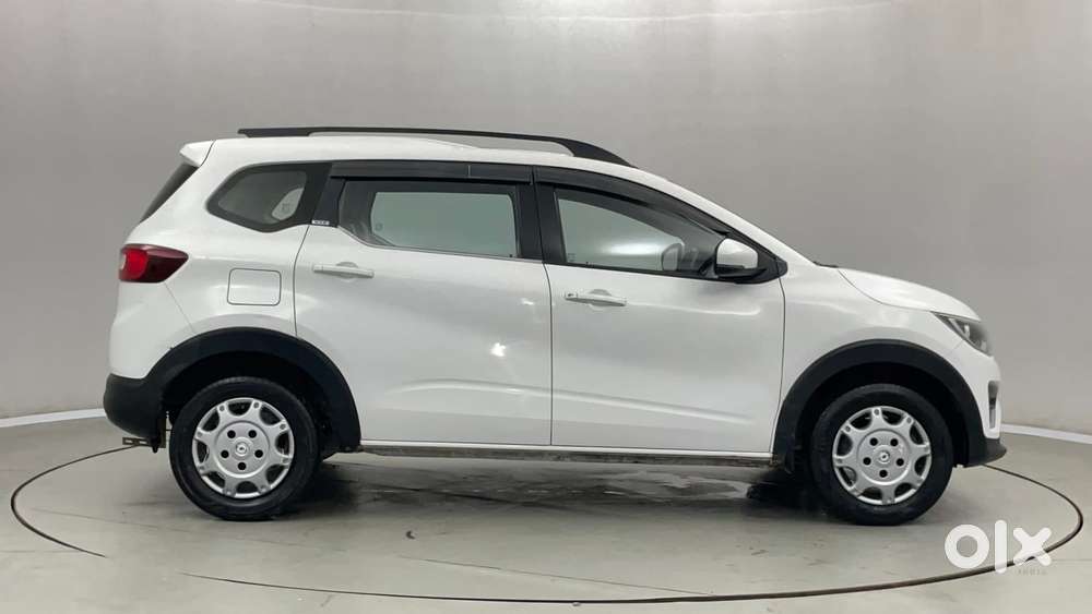 Renault Triber Rxz, 2021, Petrol