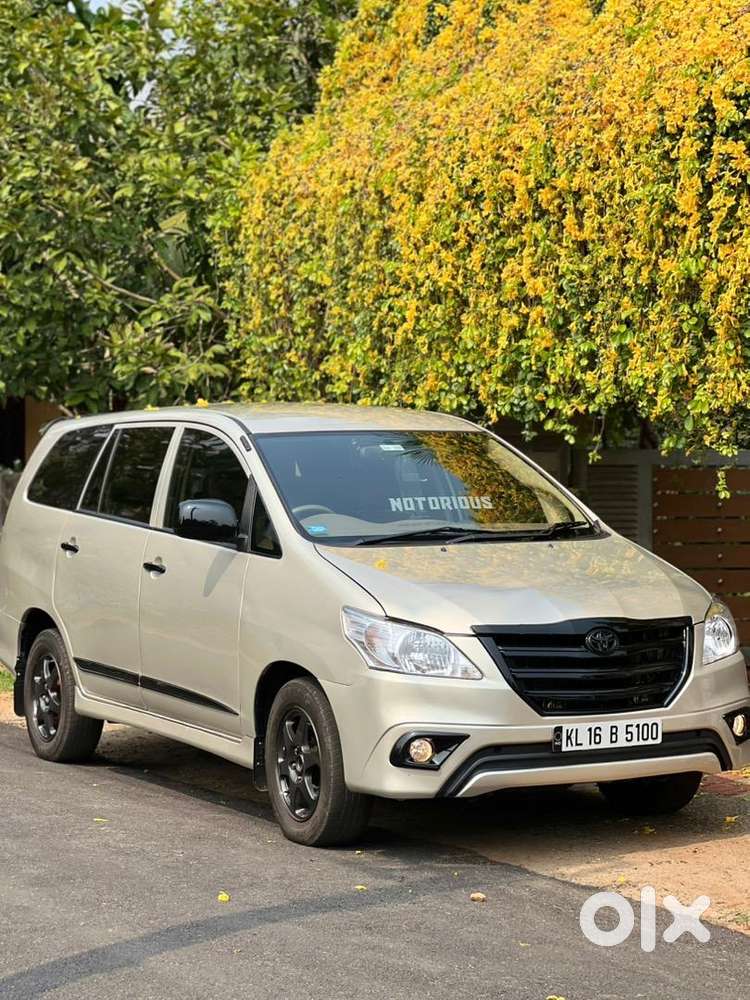 Toyota Innova 2005 Diesel Well Maintained