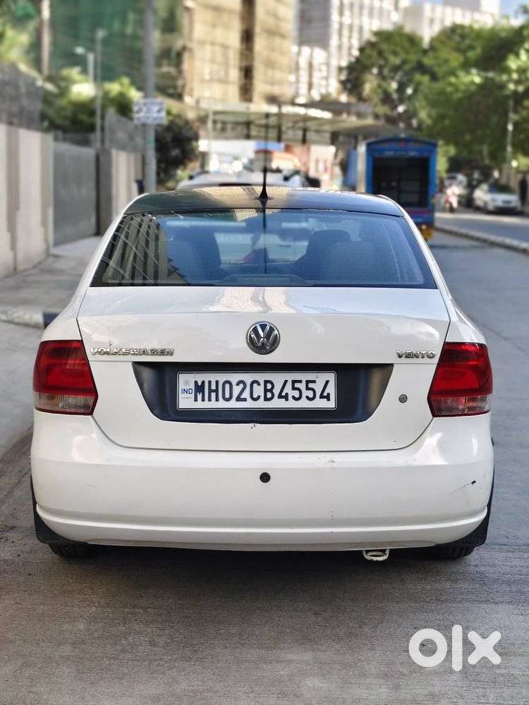 Volkswagen Vento 2010-2013 Petrol Trendline, 2011
