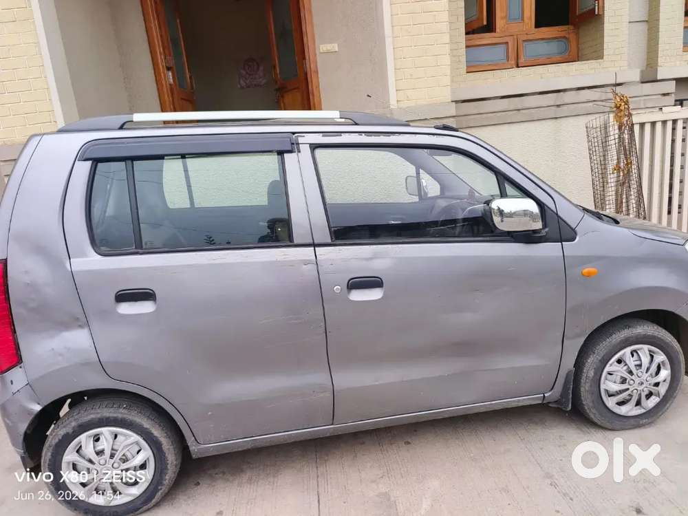 Maruti Suzuki Wagon R 2011(petrol+lpg)

All Variant Ok 
Ac Chilled