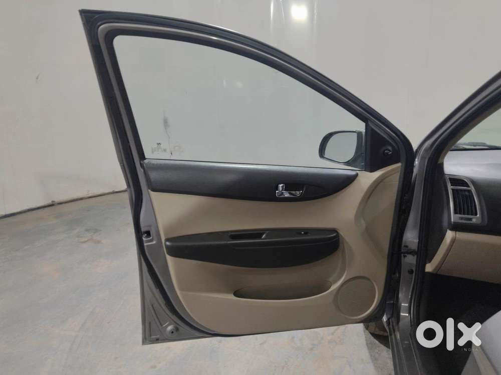 Hyundai I20 2009-2011 Magna, 2013, Petrol