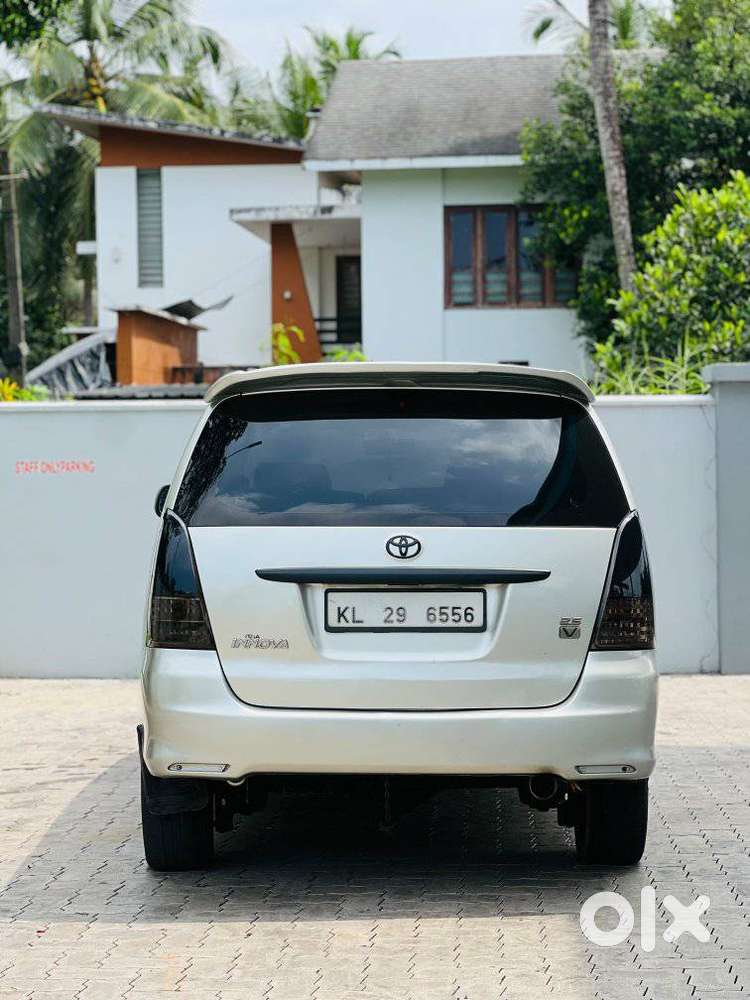 Toyota Innova 2.5 E 8 Str, 2007, Diesel