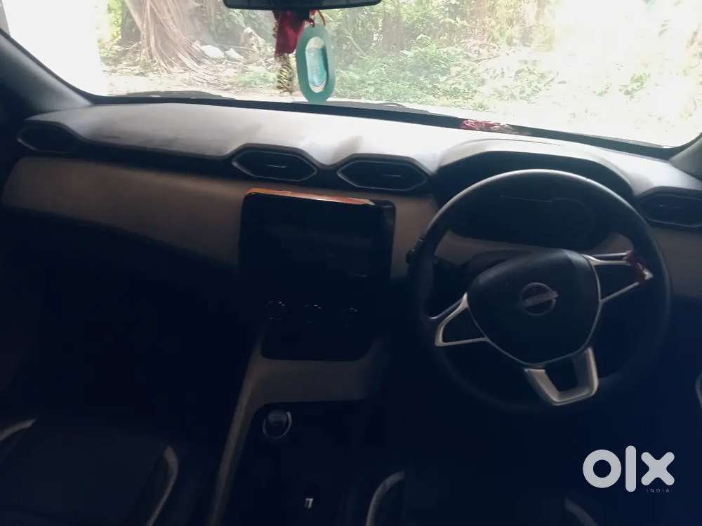 Nissan Magnite 2022 Petrol 65000 Km Driven