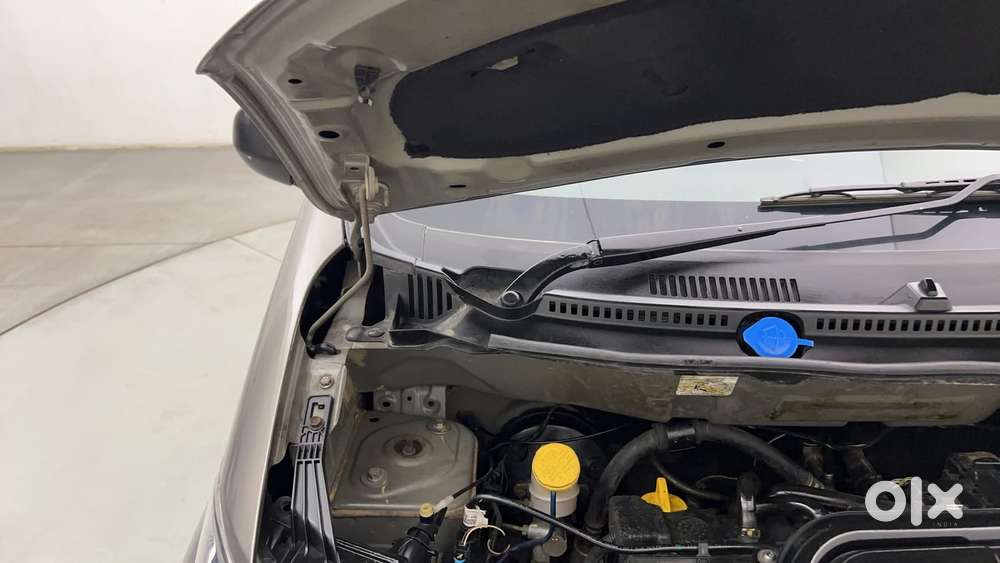 Datsun Redigo T Option, 2016, Petrol