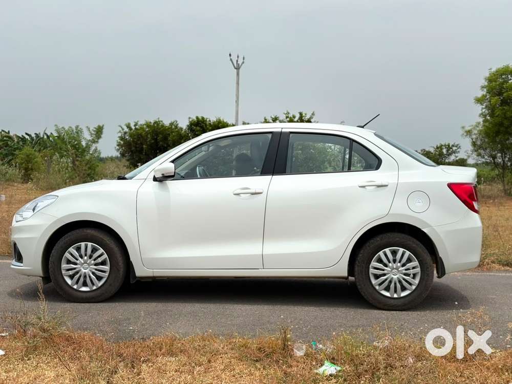 Maruti Suzuki Dzire Vxi Ags, 2024, Petrol