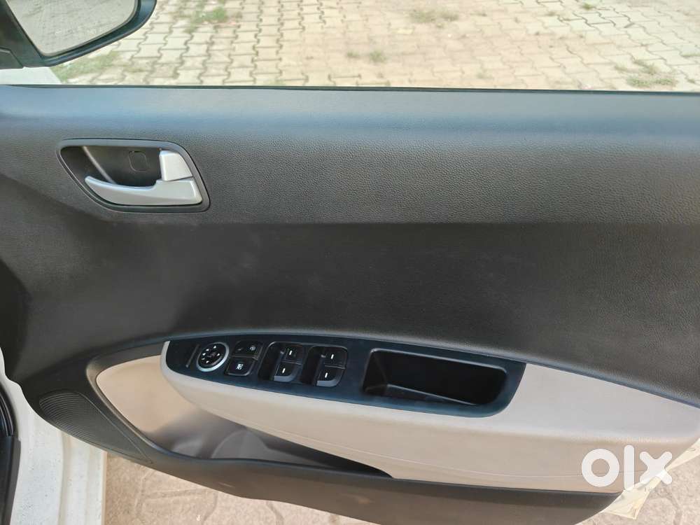 Hyundai Grand I10 Sportz 1.2 Kappa Vtvt, 2015, Petrol